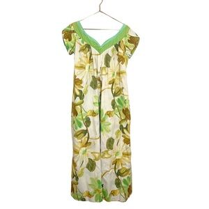 Vintage Waltah Clarke’s Hawaiian Shop Tropical Floral Kaftan Dress Size XS‎